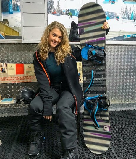 Claudia Valler pretty star gallery