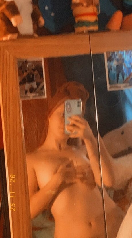 Smojuju star nudes picture