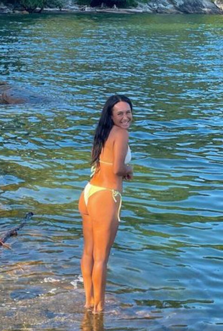 Heather Watson beautiful star pictures