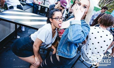 blonde babe onlyfans hot sexy img