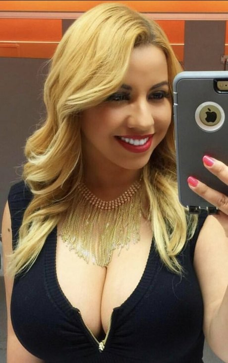 Adriana Noriega star high quality galleries