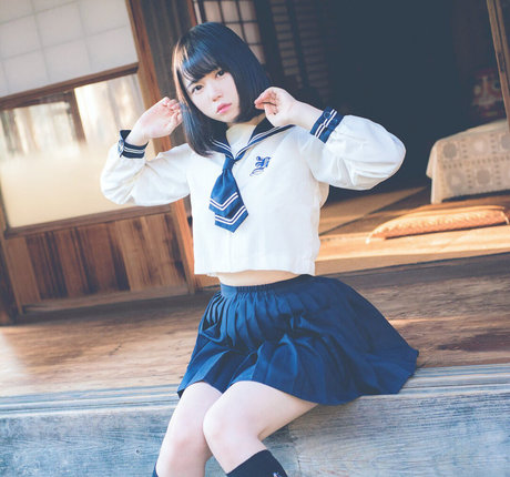 InterneCHUidol model pornographic img