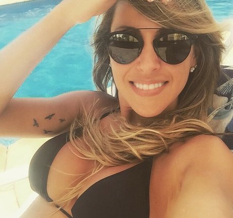 ebony smoking onlyfans porn galleries