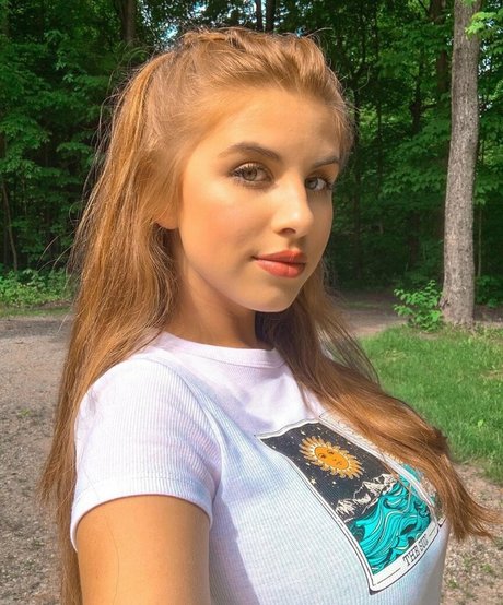 Samantha Vicha pornographic actress picture