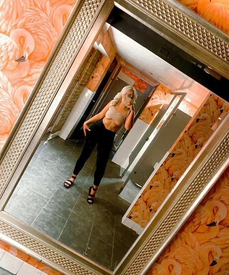 Breallen sexy actress pic