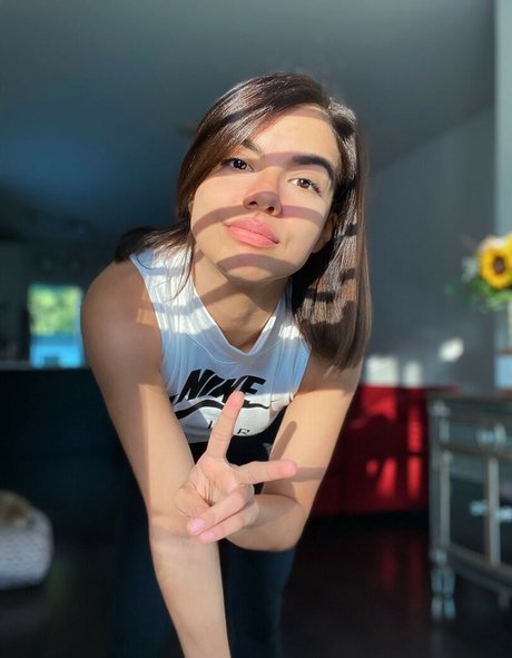 Galadriex high quality model pic