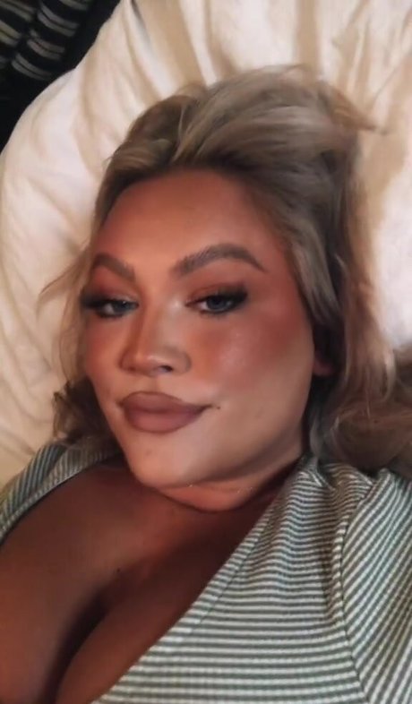 tits onlyfans nice img