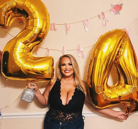 meaty pussy onlyfans beautiful pic