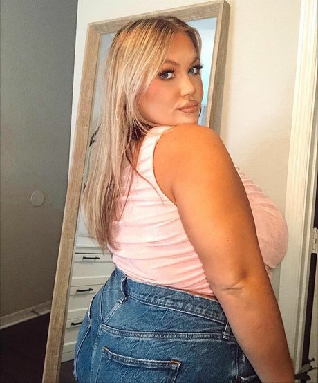 mature big tits onlyfans sexy nudes picture