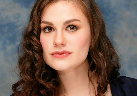 Anna Paquin model exclusive pics