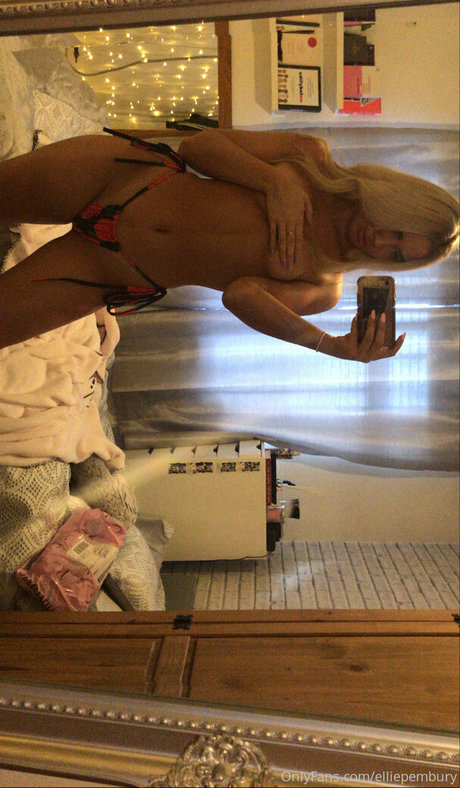 Ellie Pembury star gallery