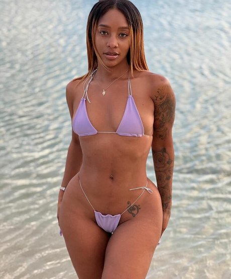 cathiimedialuna model free image