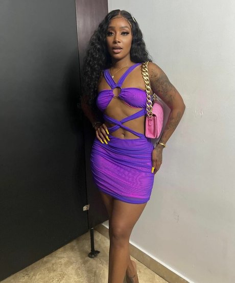 bikini cowgirl onlyfans nudes images