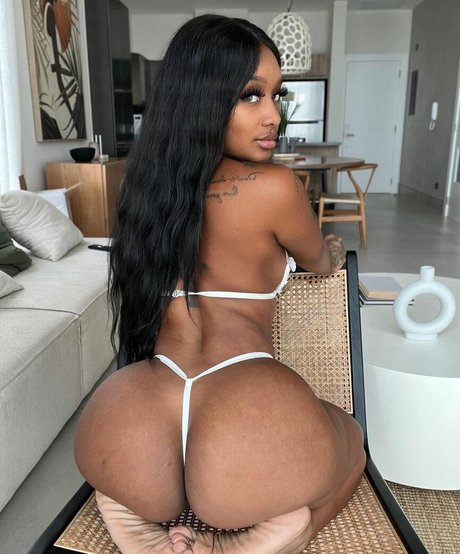 naughty onlyfans top galleries