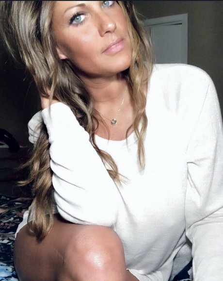 Jessica Riley hd actress gallery