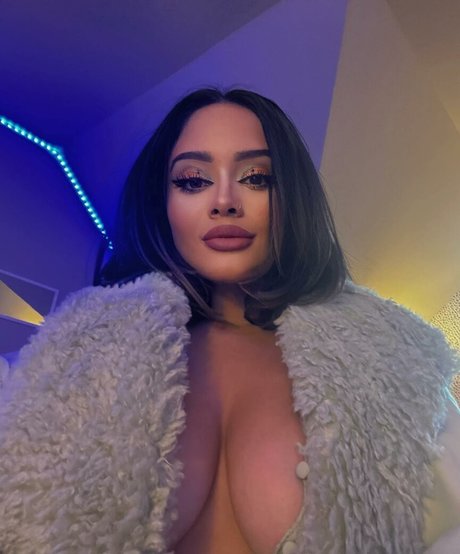 Paolakrystal top pornstar gallery