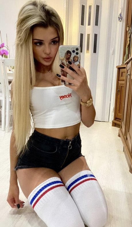 Justyna Jalowiecka naked star gallery