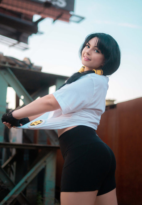 Allyssooonnnn model perfect image