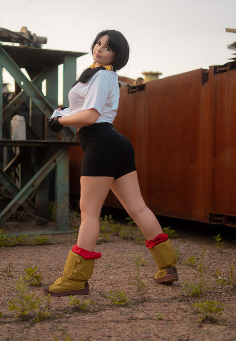 Allyssooonnnn model perfect img