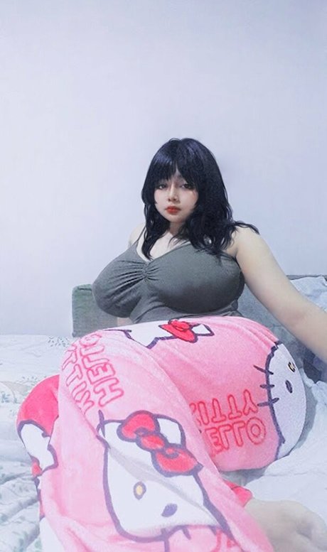 makisuggar actress picture