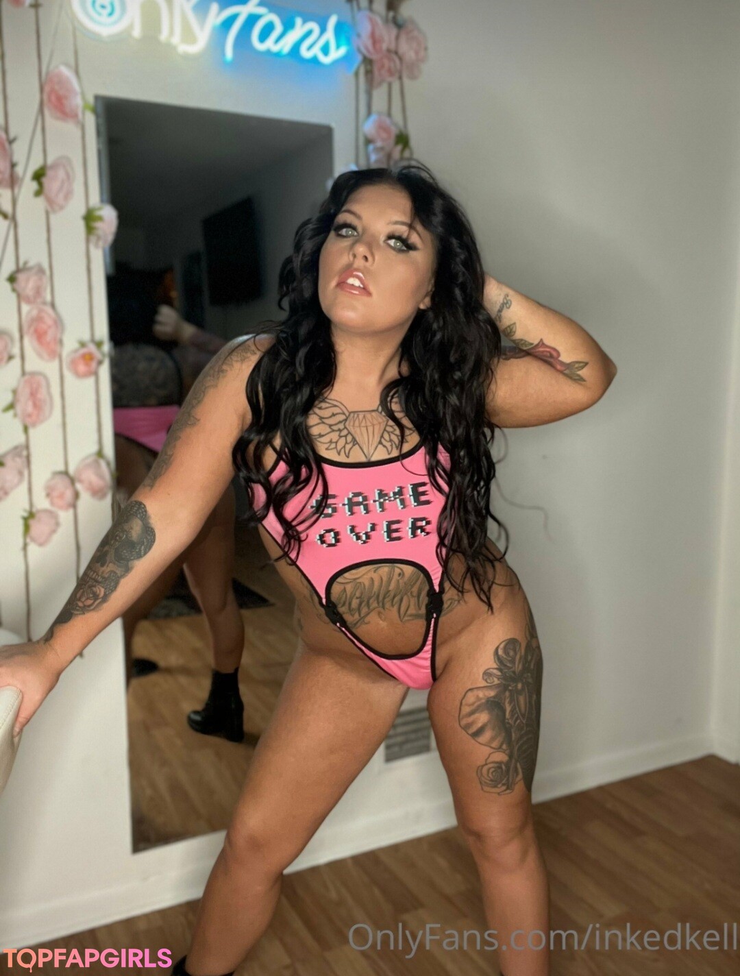 Inkedkell xxx pornstar pics