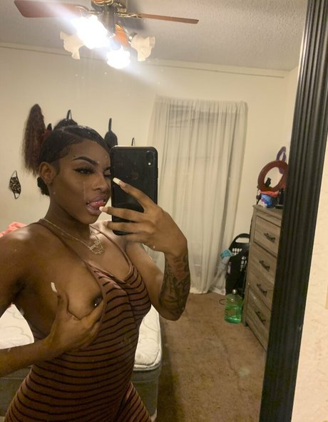 shemale fucks girl onlyfans erotic images