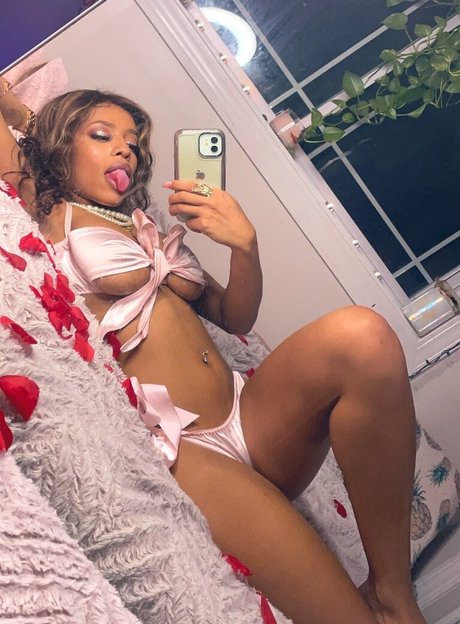 Giana Malise pornographic actress picture