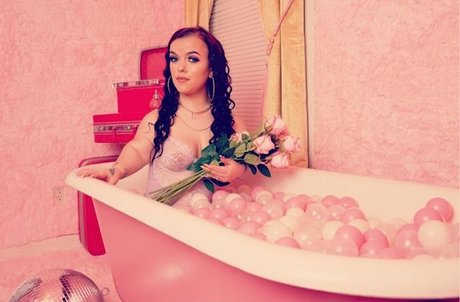 chicks with dicks onlyfans free sexy galleries