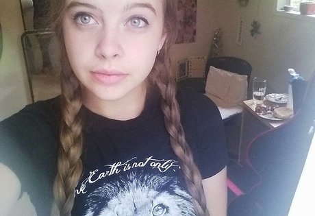 Alildore hd actress pictures