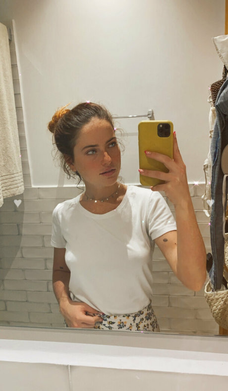 Maria Gabrielita pornographic model photo