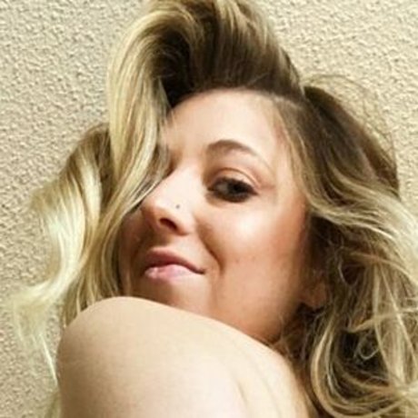 QueenSylvieMarie star high quality photo