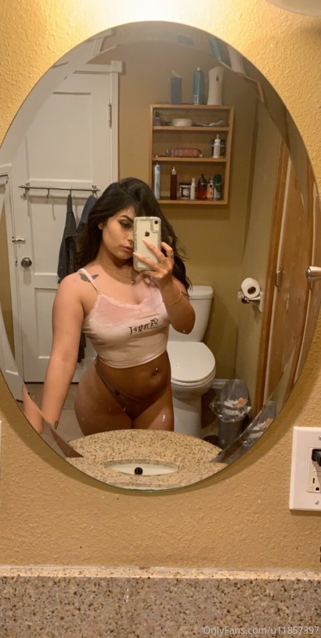 _TaniaVega best star photo