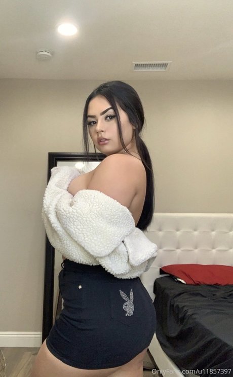 _TaniaVega pornstar pretty pic