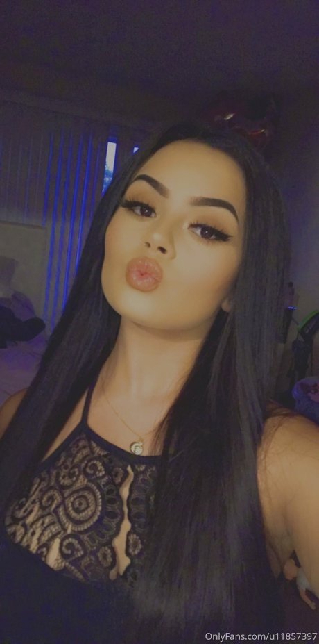 _TaniaVega star art pics