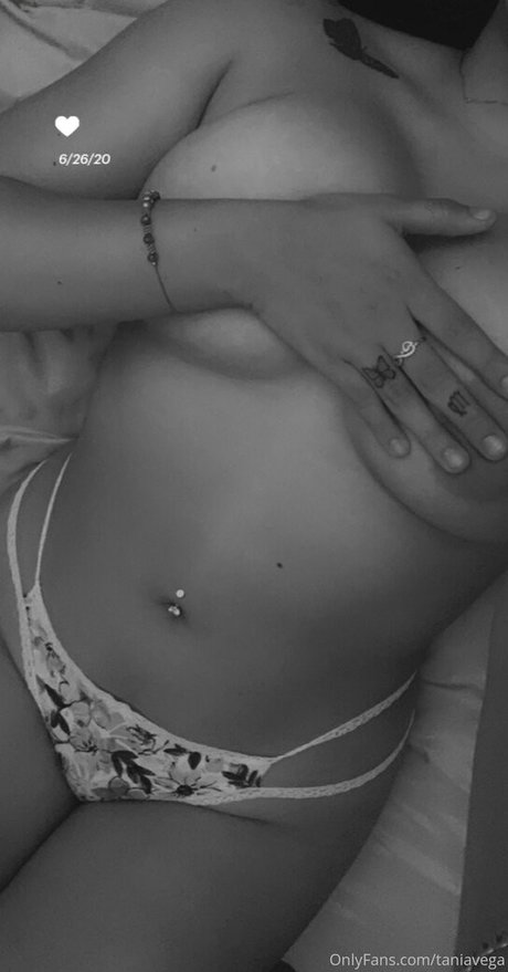 _TaniaVega porn star pic