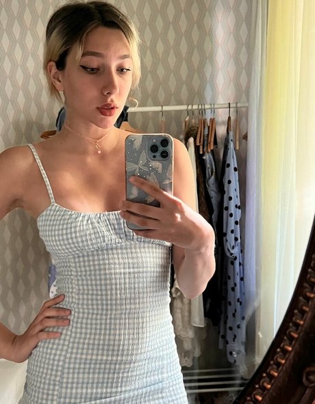 asian tranny onlyfans art naked gallery