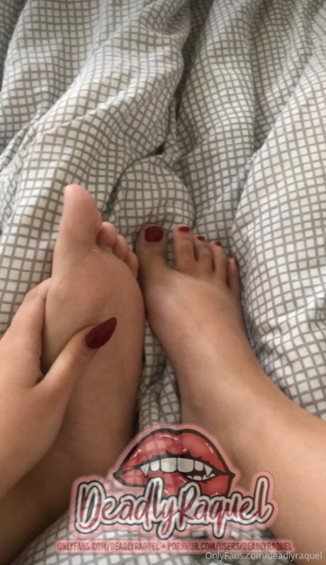 Deadly Raquel sexy model images