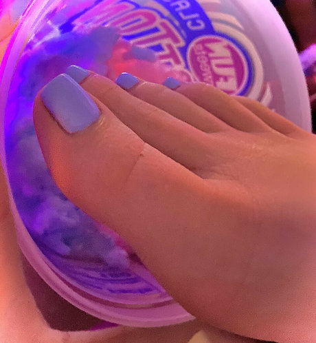 WaifuFeetMilk model nude gallery