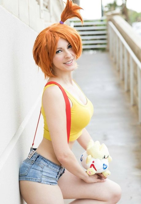 CosmicEmpress model sexy pics