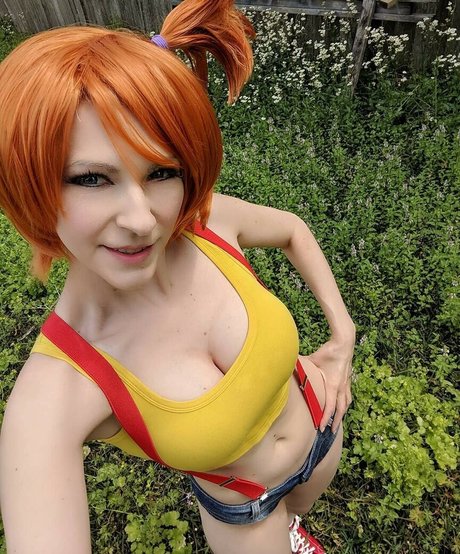 CosmicEmpress model adult pic