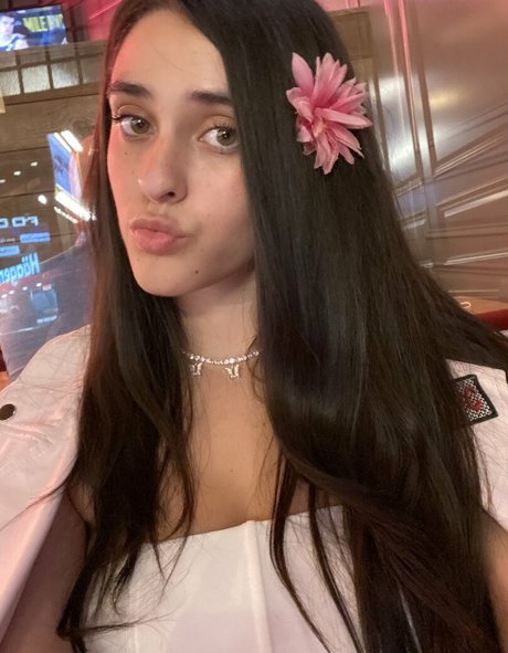 Angelique Gunn pornographic actress photos