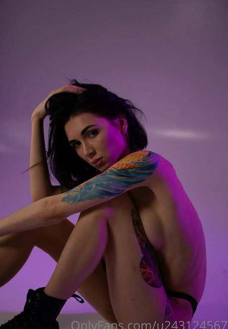 Mika Davis sex star image