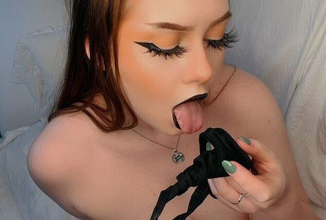 Town Slut star xxx photos