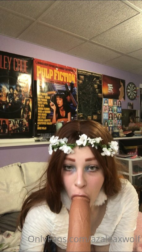 Azaleax Wolf_ pornstar top img