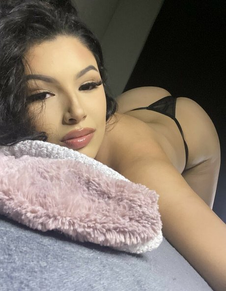 moneymang best model photo