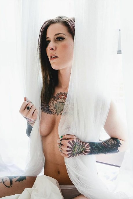 Cassie Robb BKFC nudes star image