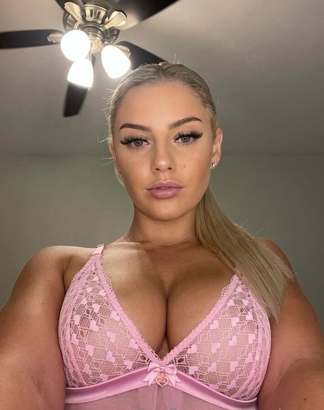 Shayleexxo sex pornstar pic