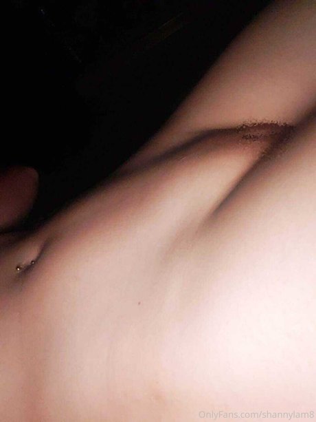 Shanny Lam star naked img