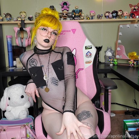 beauty teen onlyfans art naked images