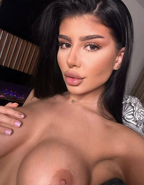 Moniquee Ass erotic star picture